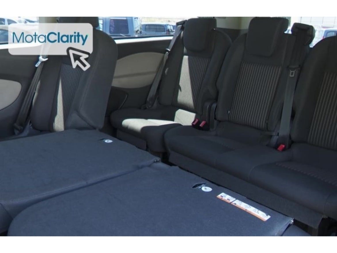 Ford Tourneo Custom Wheelchair Accessible Vehicle (WAV) With 6 Rear Seats