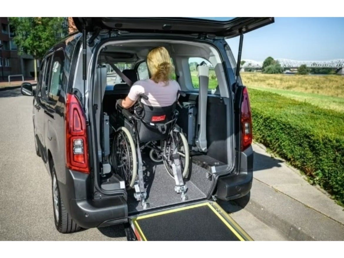 Wheelchair Accessible Vehicle (WAV)