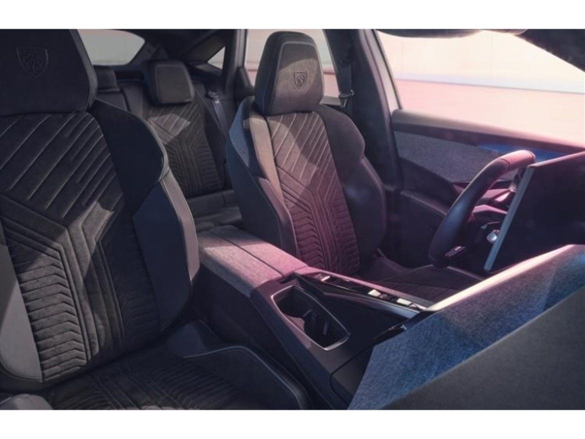 Peugeot e-3008 Motability - Interior 2