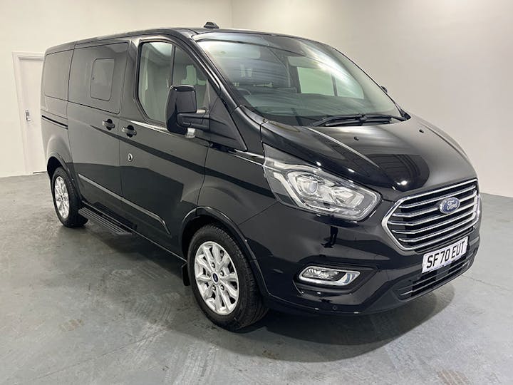 Black Ford Tourneo Custom Independence RS 2020