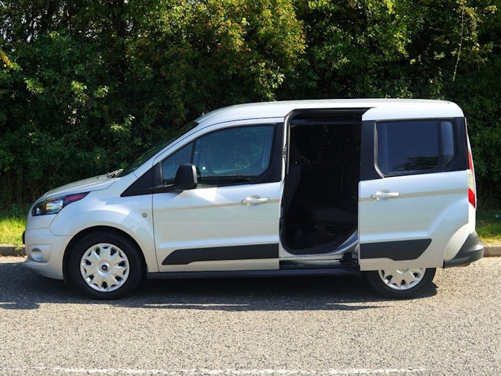 Silver Ford Tourneo Connect Freedom RS 2016