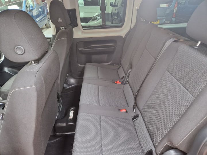 Grey Volkswagen Caddy Maxi C20 Life TDi 2021