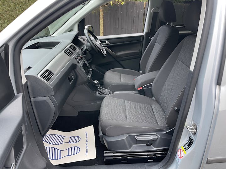 Silver Volkswagen Caddy Maxi C20 Life TDi 2019
