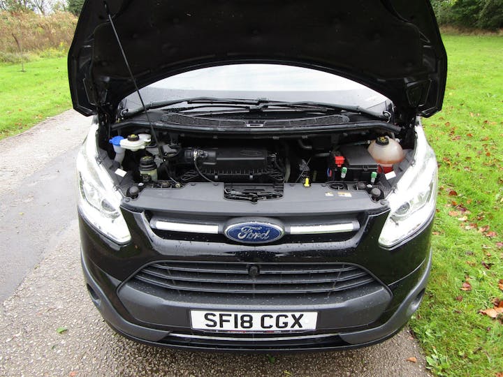 Black Ford Tourneo Custom Independence RS 2018