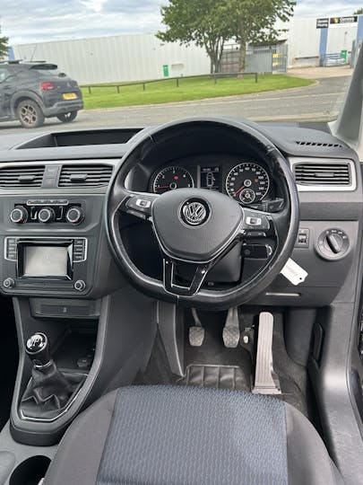 Black Volkswagen Caddy Maxi C20 Life TDi 2018