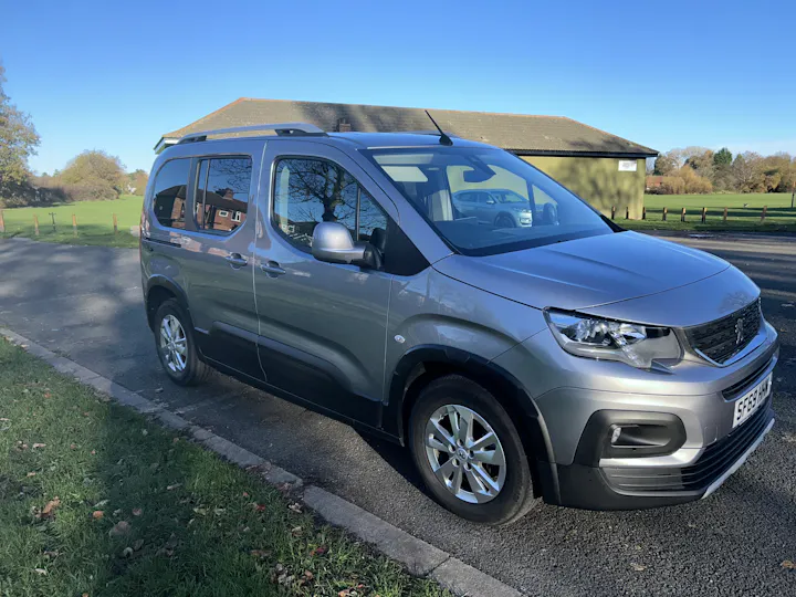 Wheelchair Accessible Peugeot Rifter Horizon Re 2019 For Sale