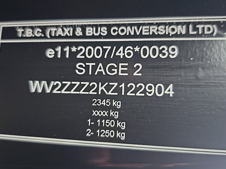 Black Volkswagen Caddy Maxi C20 Life TDi 2019