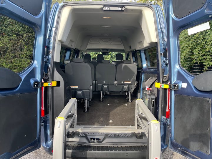 Blue Ford Transit Custom 320 Trend Ecoblue 2019
