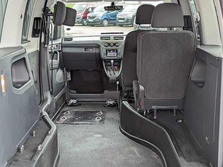 Grey Volkswagen Caddy C20 Life Tsi 2017