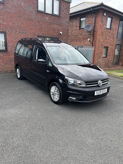 Black Volkswagen Caddy Maxi C20 Life TDi 2018