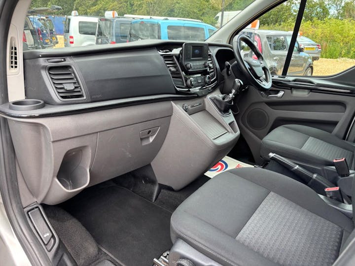 Silver Ford Tourneo Custom 320 Zetec L1 2019