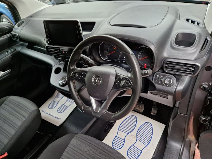 Grey Vauxhall Combo Life SE Xl S/S 2022