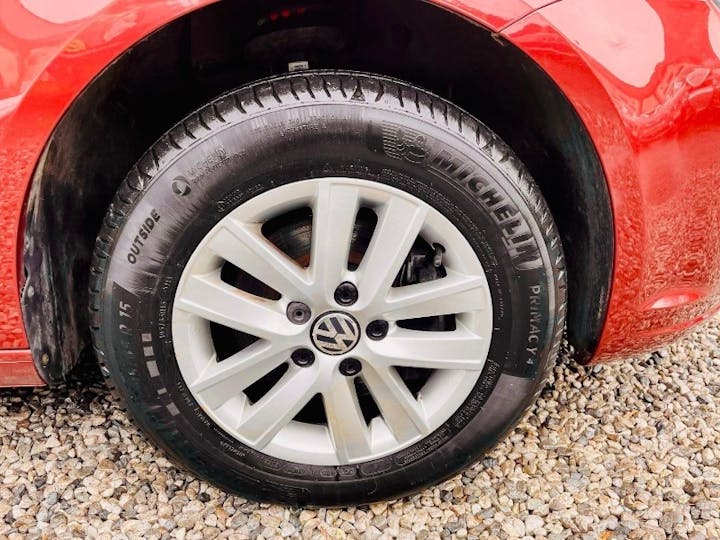 Red Volkswagen Caddy 1.6 C20 Life TDi 2014