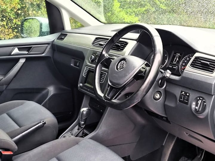 Silver Volkswagen Caddy Maxi C20 Life TDi 2016