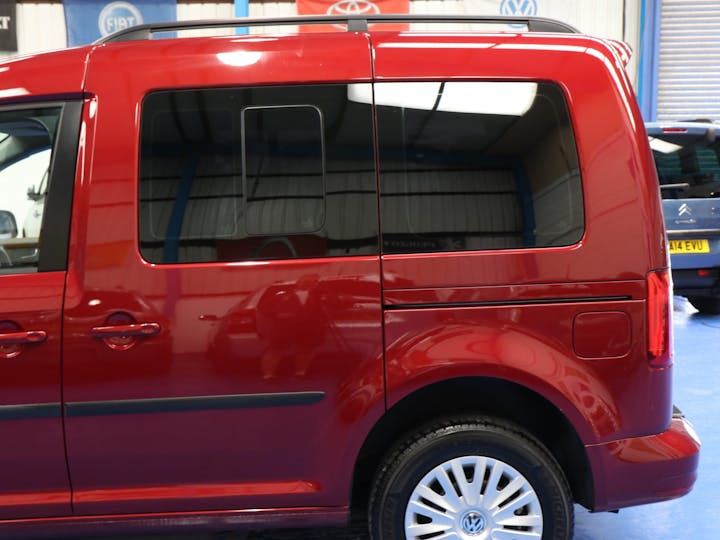Red Volkswagen Caddy C20 Life TDi 2016