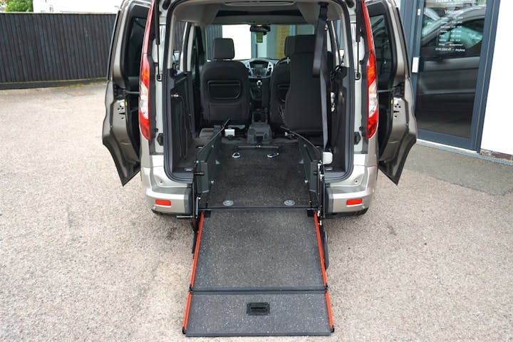Wheelchair Accessible Ford Tourneo Connect 1.5 TDCi 120