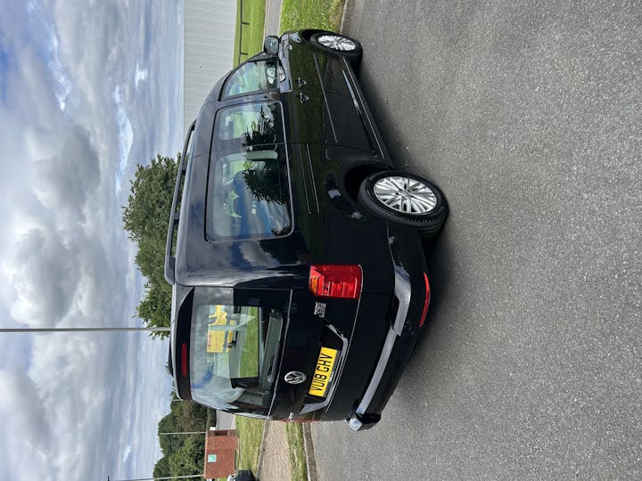 Black Volkswagen Caddy Maxi C20 Life TDi 2018