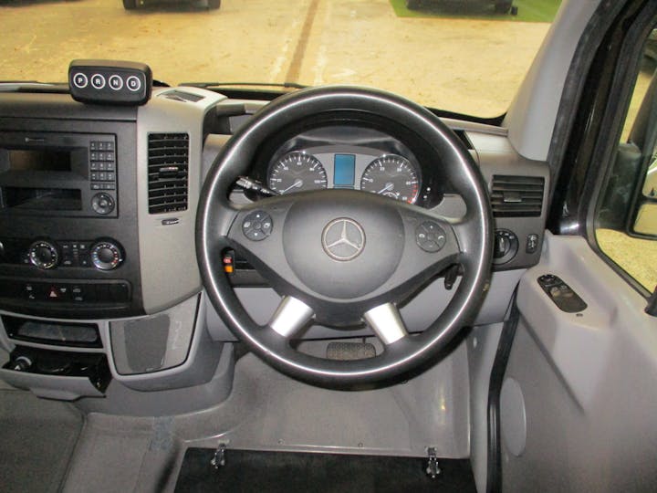 Black Mercedes-Benz Sprinter 211CDi 2018