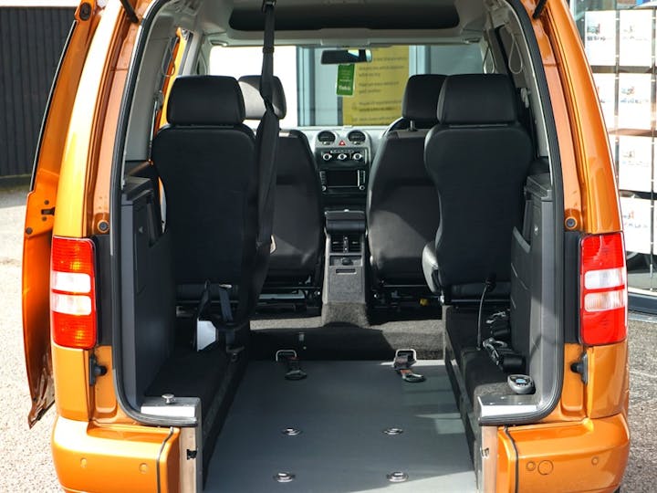 Orange Volkswagen Caddy Maxi C20 Life TDi 2014