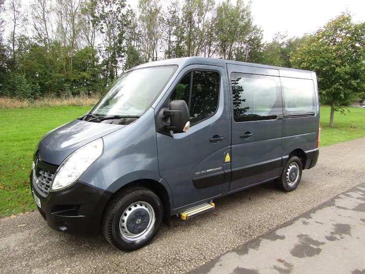 Blue Renault Master Sl28 Business DCi P/v Quickshift 2018