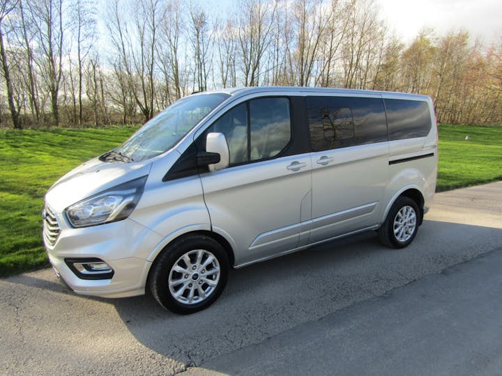 Silver Ford Tourneo Custom Independence RS 2020
