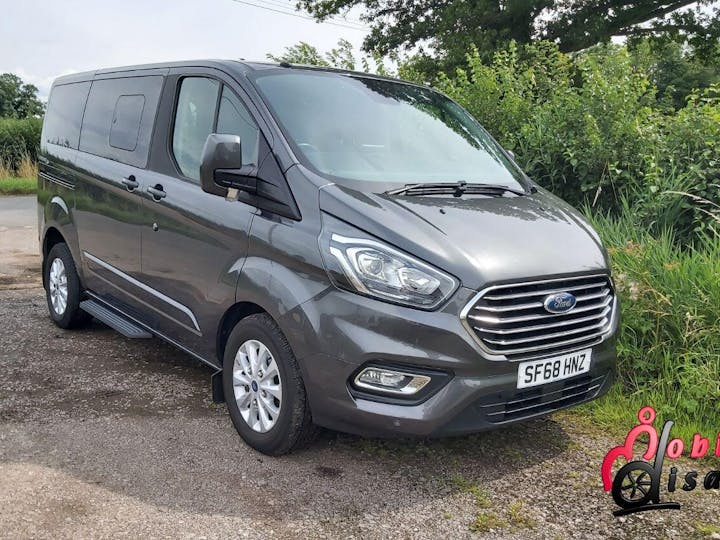 Grey Ford Tourneo Custom Independence Re 2018