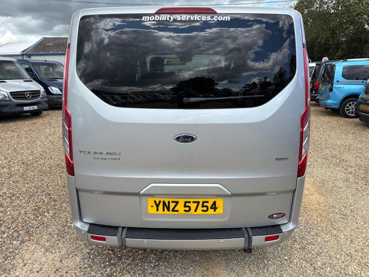 Silver Ford Tourneo Custom 320 Zetec L1 2019