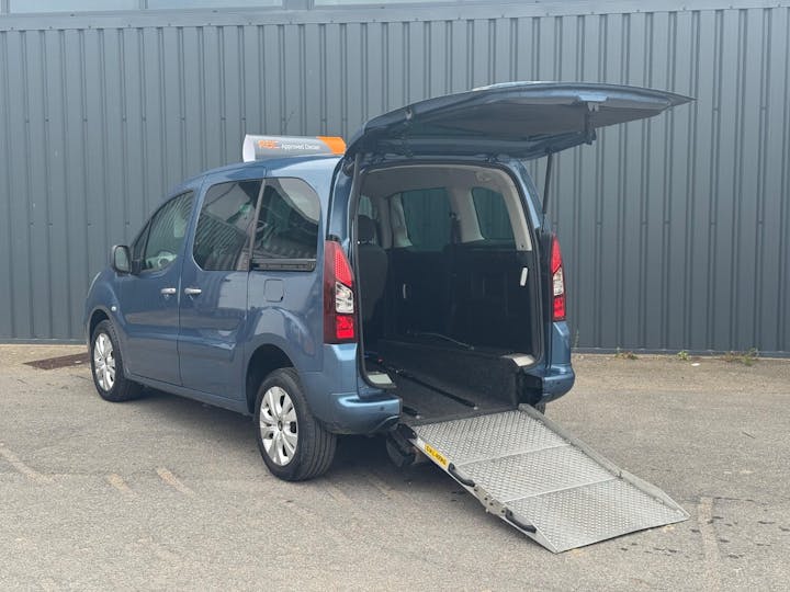 Blue Citroen Berlingo Multispace Bluehdi Feel Edition 2016