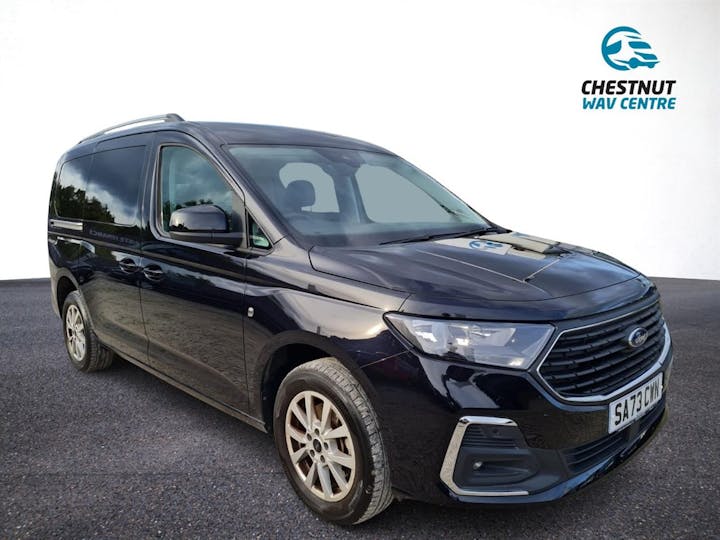 Black Ford Tourneo Connect Titanium Ecoblue 2023