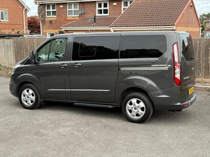 Grey Ford Tourneo Custom 310 Titanium TDCi 2018