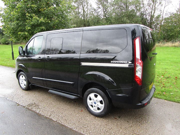 Black Ford Tourneo Custom Independence RS 2018