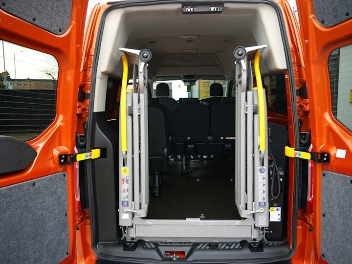 Orange Ford Transit Custom 320 Trend Ecoblue Kombi 2019