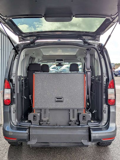 Grey Ford Tourneo Connect Titanium Ecoboost 2023