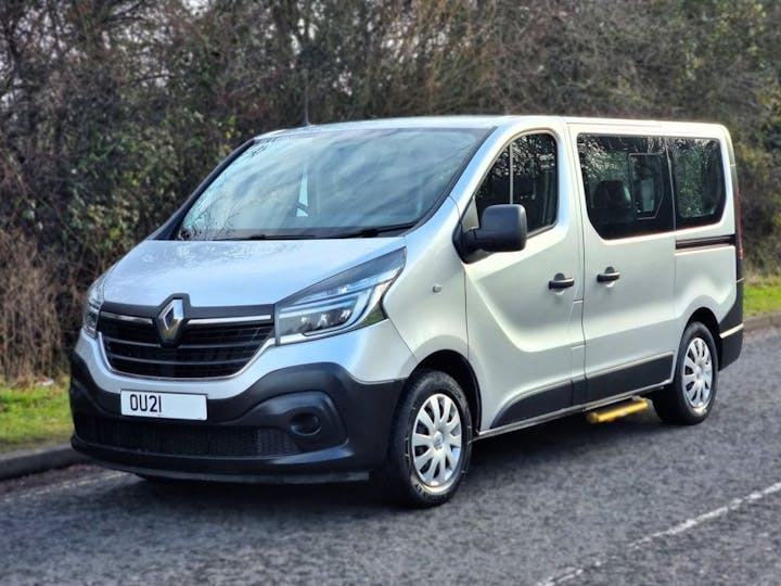 Silver Renault Trafic Sl28 Business Energy Dci 2021