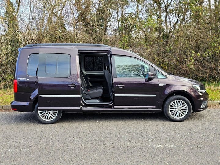 Purple Volkswagen Caddy Maxi C20 Life TDi 2018