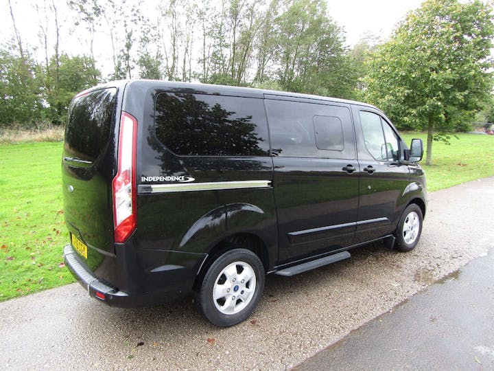 Black Ford Tourneo Custom Independence RS 2018