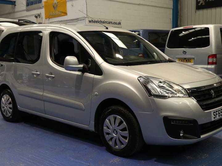 Silver Peugeot Partner Tepee Active 2015