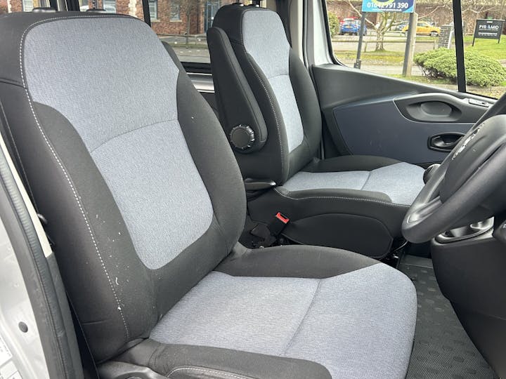 Grey Vauxhall Vivaro Combi CDTi 2015