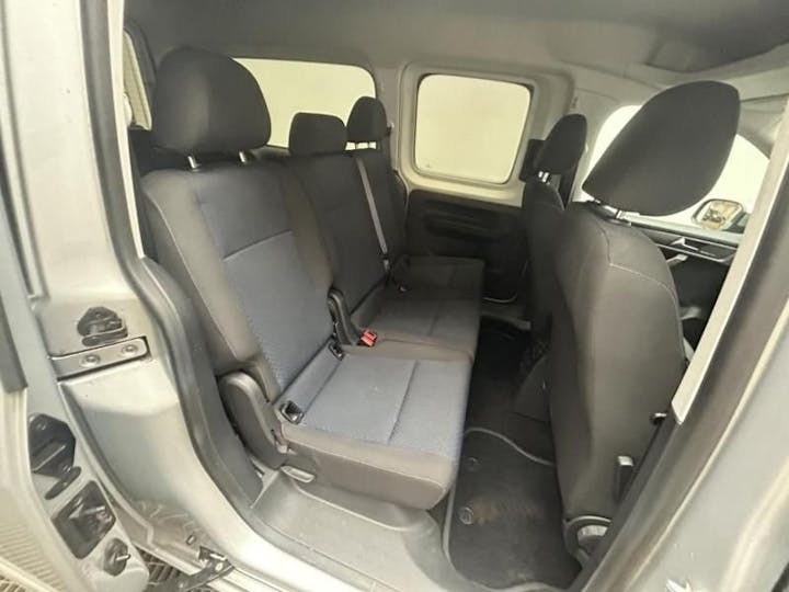 Silver Volkswagen Caddy Maxi C20 Life TDi 2018