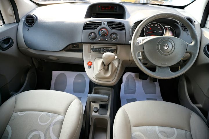 Grey Renault Kangoo Expression 16V 2011