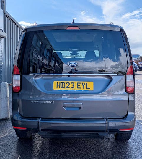 Grey Ford Tourneo Connect Titanium Ecoboost 2023