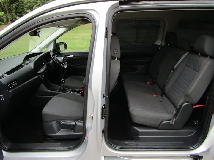 Silver Volkswagen Caddy Maxi C20 Life TDi 2022